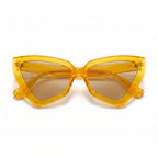 Lunettes de soleil en forme d'œil de chat triangulaire pour femmes, lunettes de soleil à la mode résistantes aux UV, lunettes rétro tendance