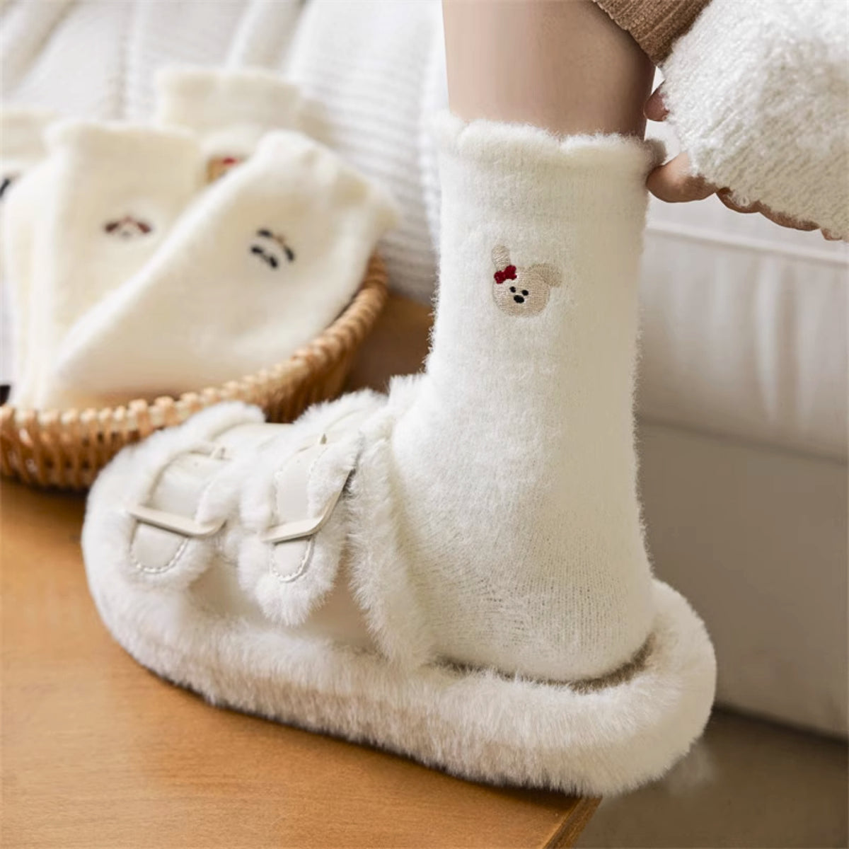 Chaque paire est décorée d’une petite tête d’animal brodée très mignonne🐶